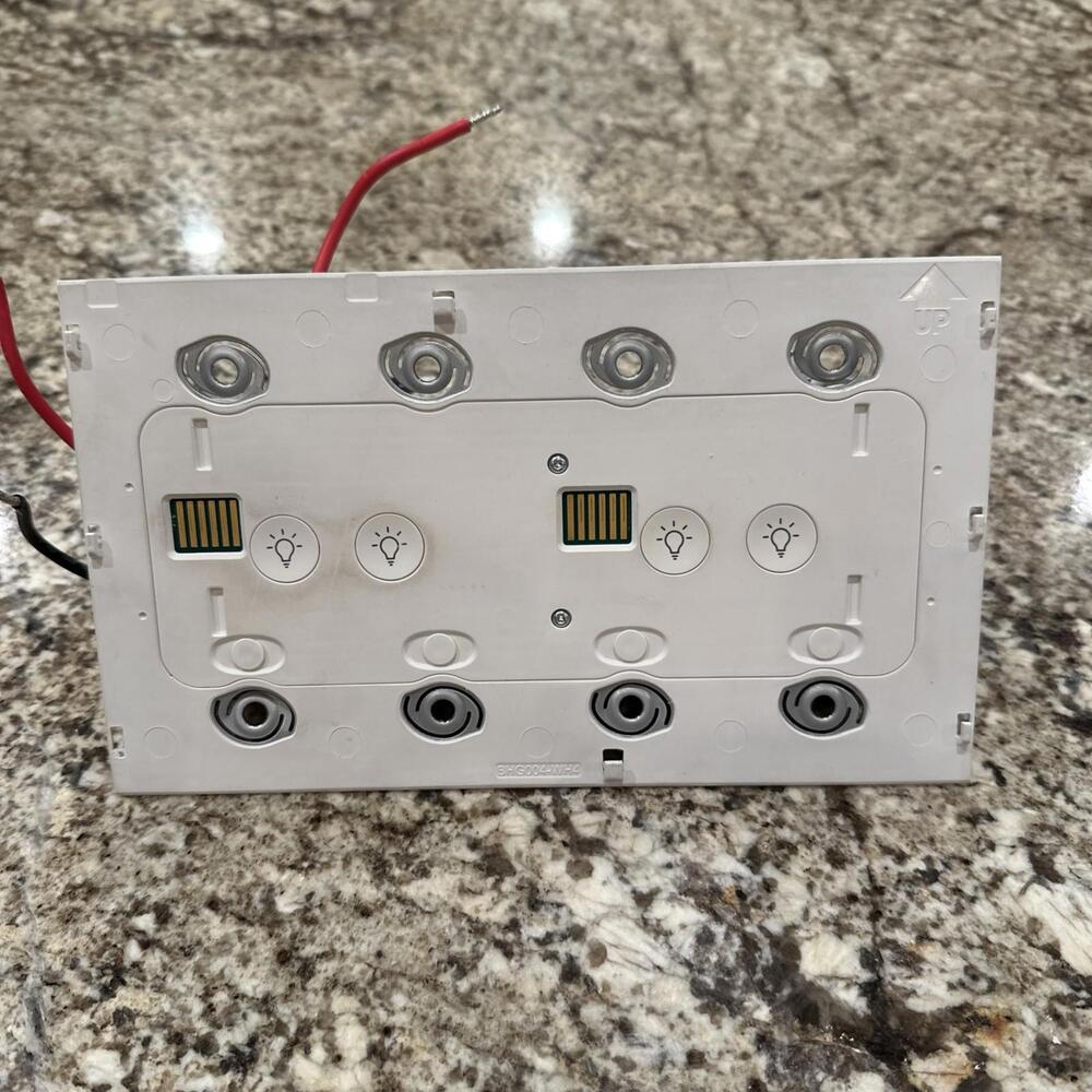 Brilliant Smart Home 4-Switch Control Panel - BHG004-WH4 850-00041 BHA120US-WH4